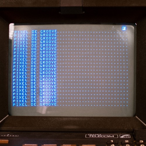 Funky District — Pixel De Groove